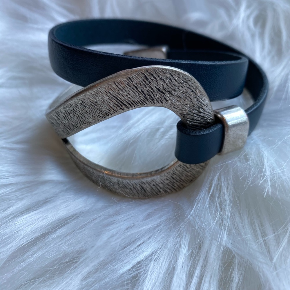 SAACHI Leather Wrap Cuff Bracelet Navy Blue Silver - Picture 4 of 8